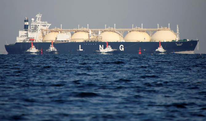 A liquefied natural gas (LNG) tanker is tugged towards a thermal power station in Futtsu, east of Tokyo, Japan, on November 13, 2017. (REUTERS/File)