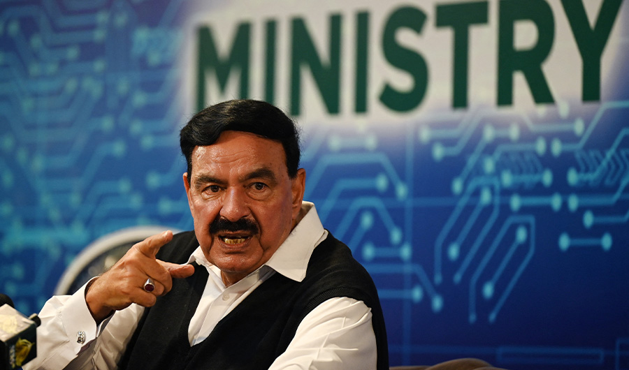 Pakistan Interior Minister Sheikh Rashid Ahmed briefs to media during a press conference in Islamabad on September 17, 2021. (AFP/FILE)