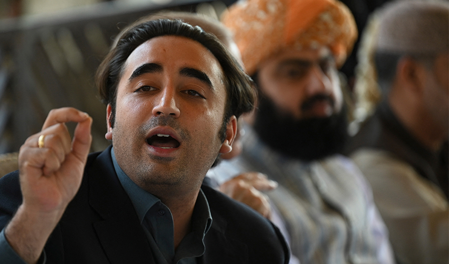 Pakistan's opposition leader Bilawal Bhutto Zardari (L) speaks during a press conference in Islamabad on April 4, 2022. (AFP)