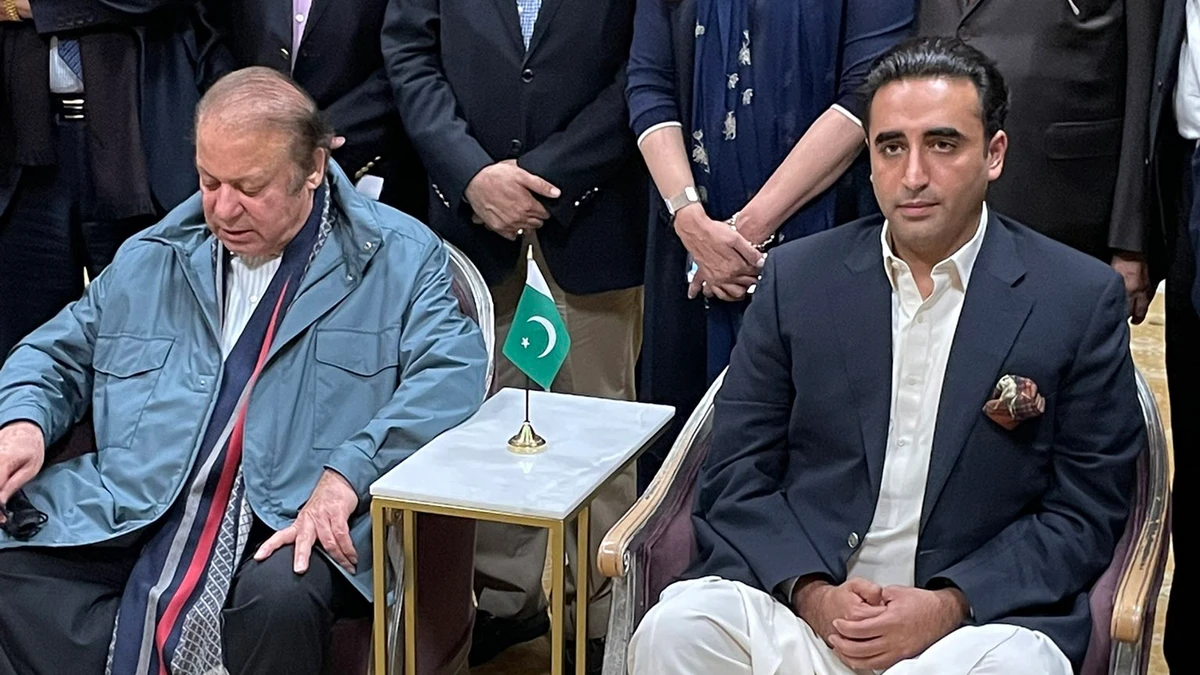 Chairman Pakistan People Party (PPP) Bilawal Bhutto-Zardari, right, calls on Pakistan's former prime minister Nawaz Sharif in London on April 22, 2022. (Photo courtesy: social media)