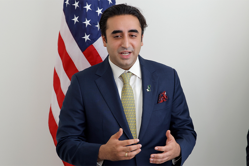 Pakistani Foreign Minister Bhutto Zardari speaks during his meeting with Secretary of State Antony Blinken at UN headquarters, May 18, 2022. (AP)