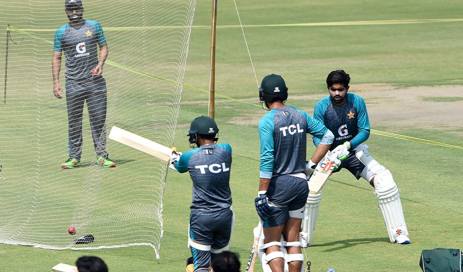 Pakistan's players attend a practice session at the Gaddafi Cricket Stadium in Lahore on March 20, 2022. (AFP/FILE)