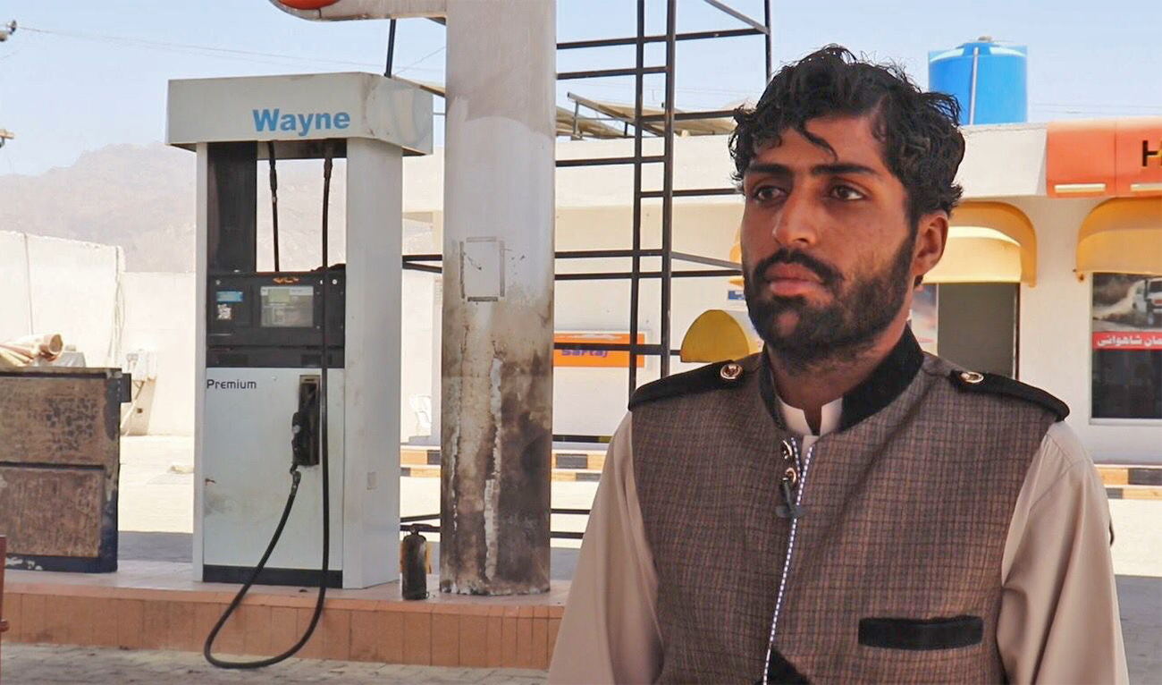 The photograph taken on June 8, 2022 shows a Pakistani driver Muhammad Faisal who drove a burning oil tanker away away from a crowded place in Quetta, Pakistan. (Photo courtesy: Urdu News)