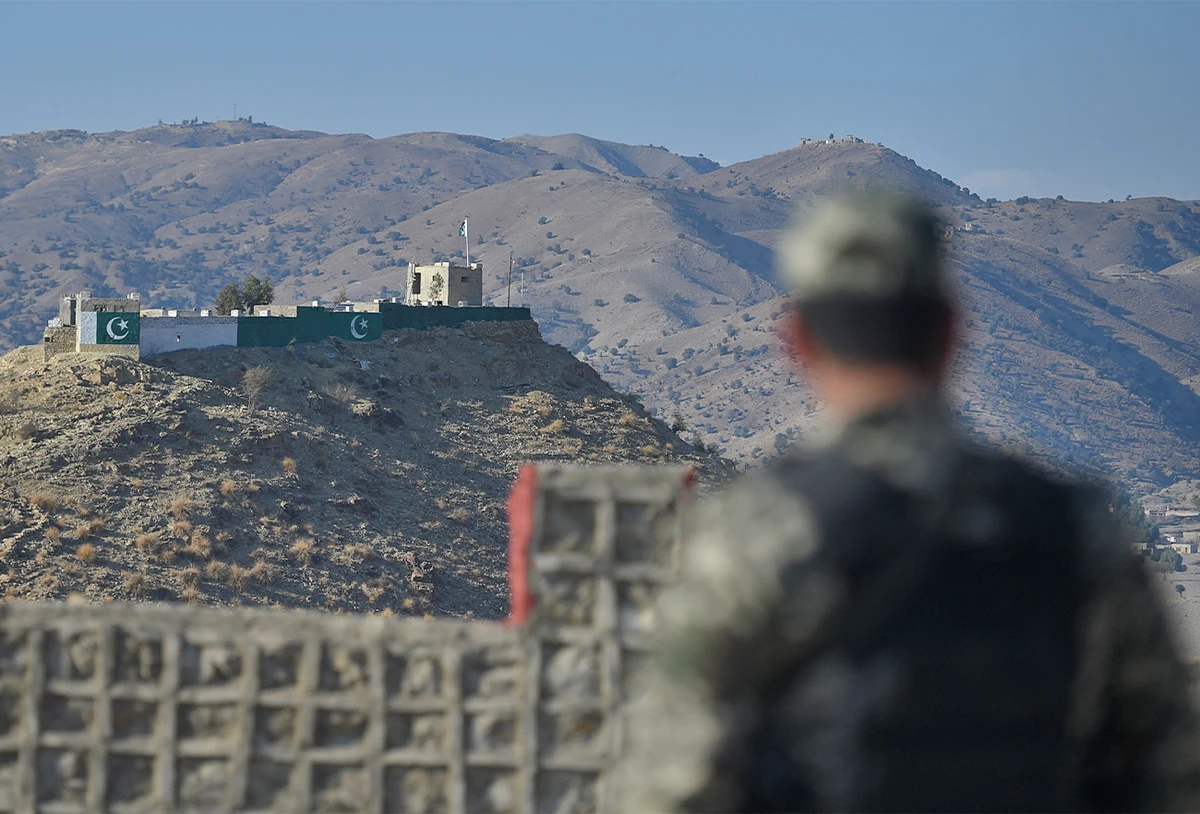 A Pakistani army soldier stands guard on a border terminal in Ghulam Khan, a town in North Waziristan, on the border between Pakistan and Afghanistan, on January 27, 2019. (AFP/File)