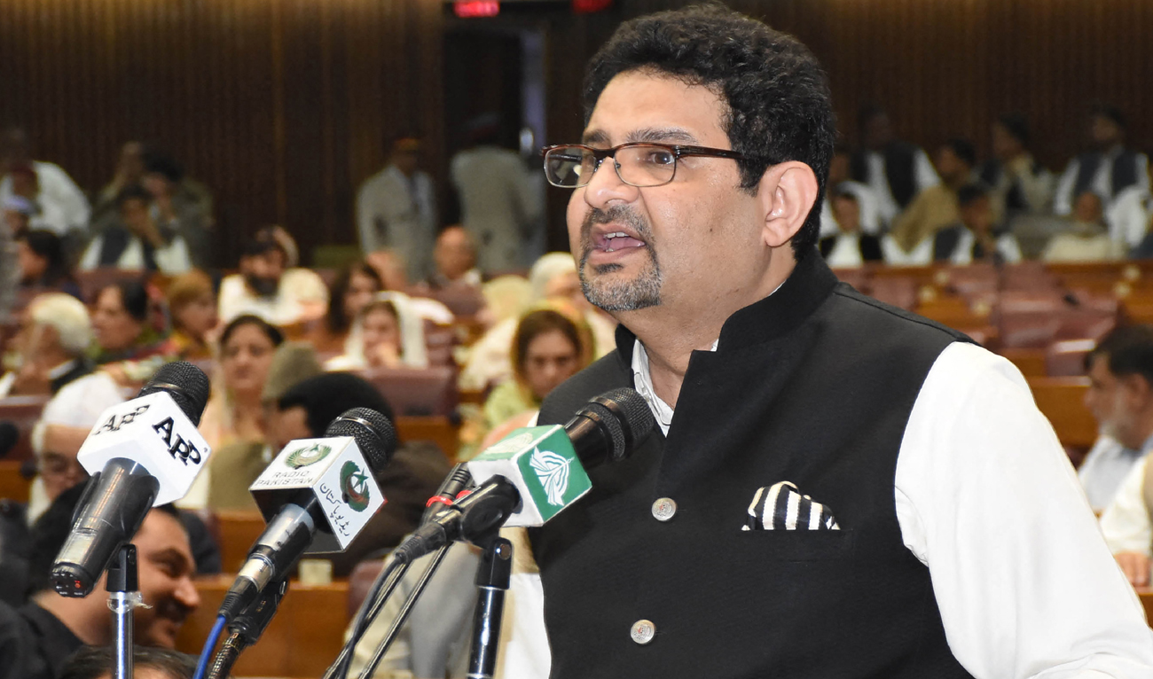 Pakistan's Finance Minister Miftah Ismail presents the annual fiscal budget for 2018-19 at the Parliament House in Islamabad on April 27, 2018. (AFP/File)