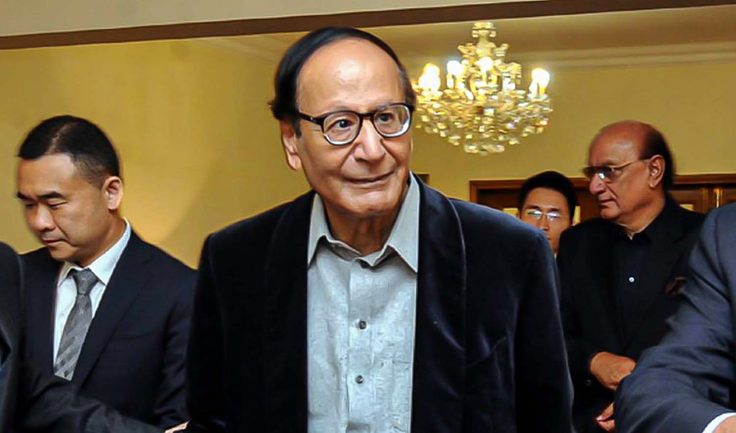 A file photo of Chaudhry Shujat Hussain, center, shared on his social media on April 1, 2018. (Photo courtesy: chshujaathussain.official/Facebook)