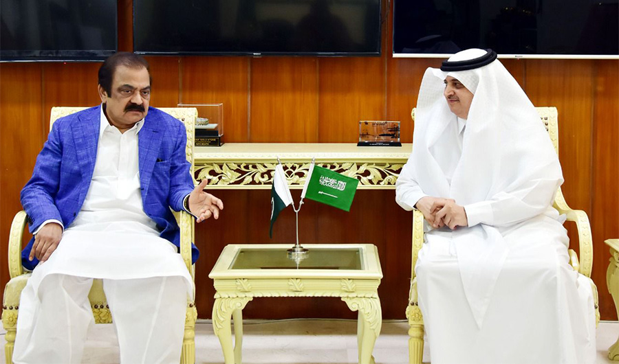 Pakistan's Interior Minister Rana Sanaullah (L) speaks to Saudi Arabia’s Ambassador to Pakistan Nawaf Saeed Al-Maliki in Islamabad on July 30, 2022. (PID)