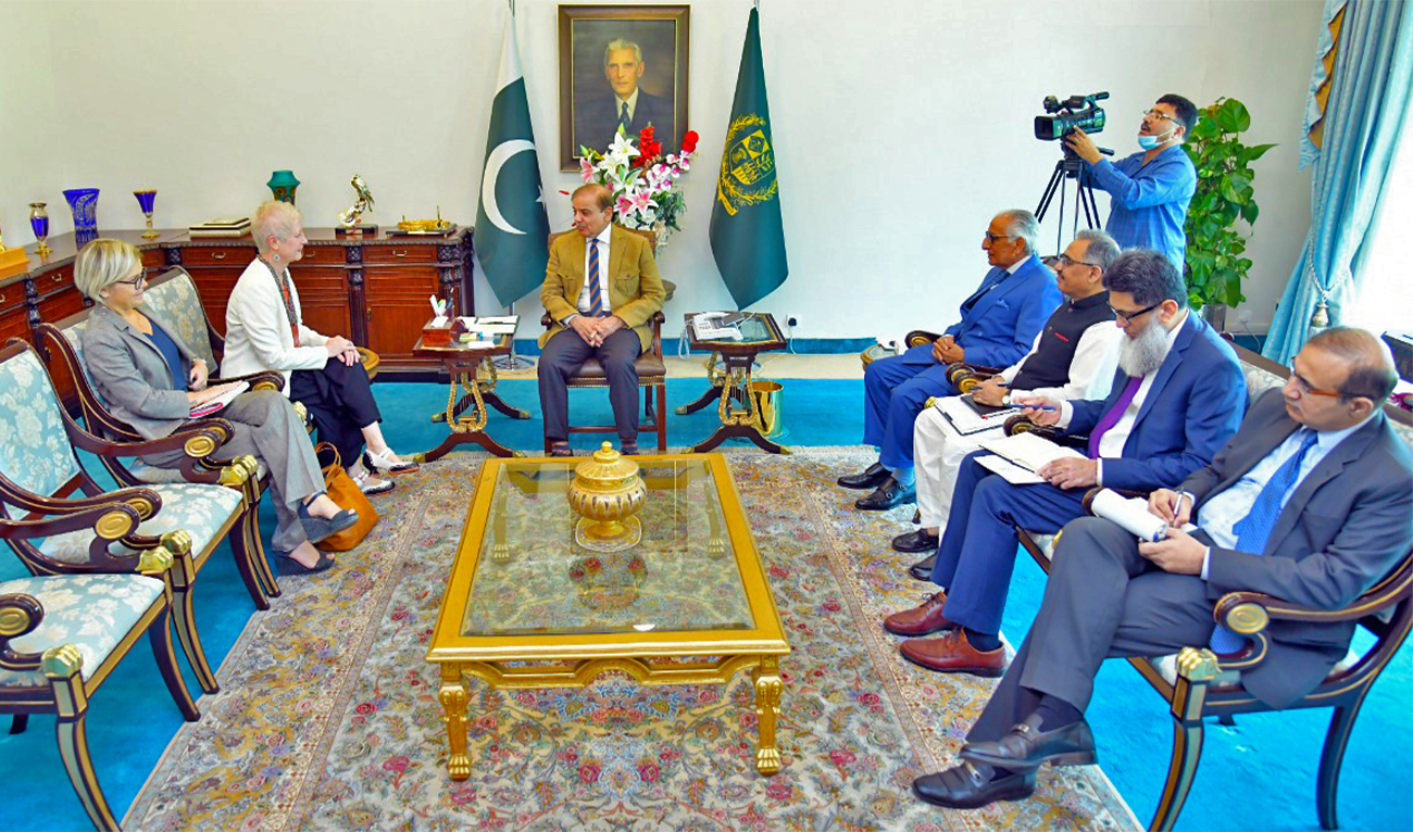 Pakistan's Prime Minister Shehnaz Sharif (center) meets newly appointed Ambassador of the European Union to Pakistan, Dr. Riina Kionka (f2L), in Islamabad, Pakistan, on August 11, 2022. (PM Office)