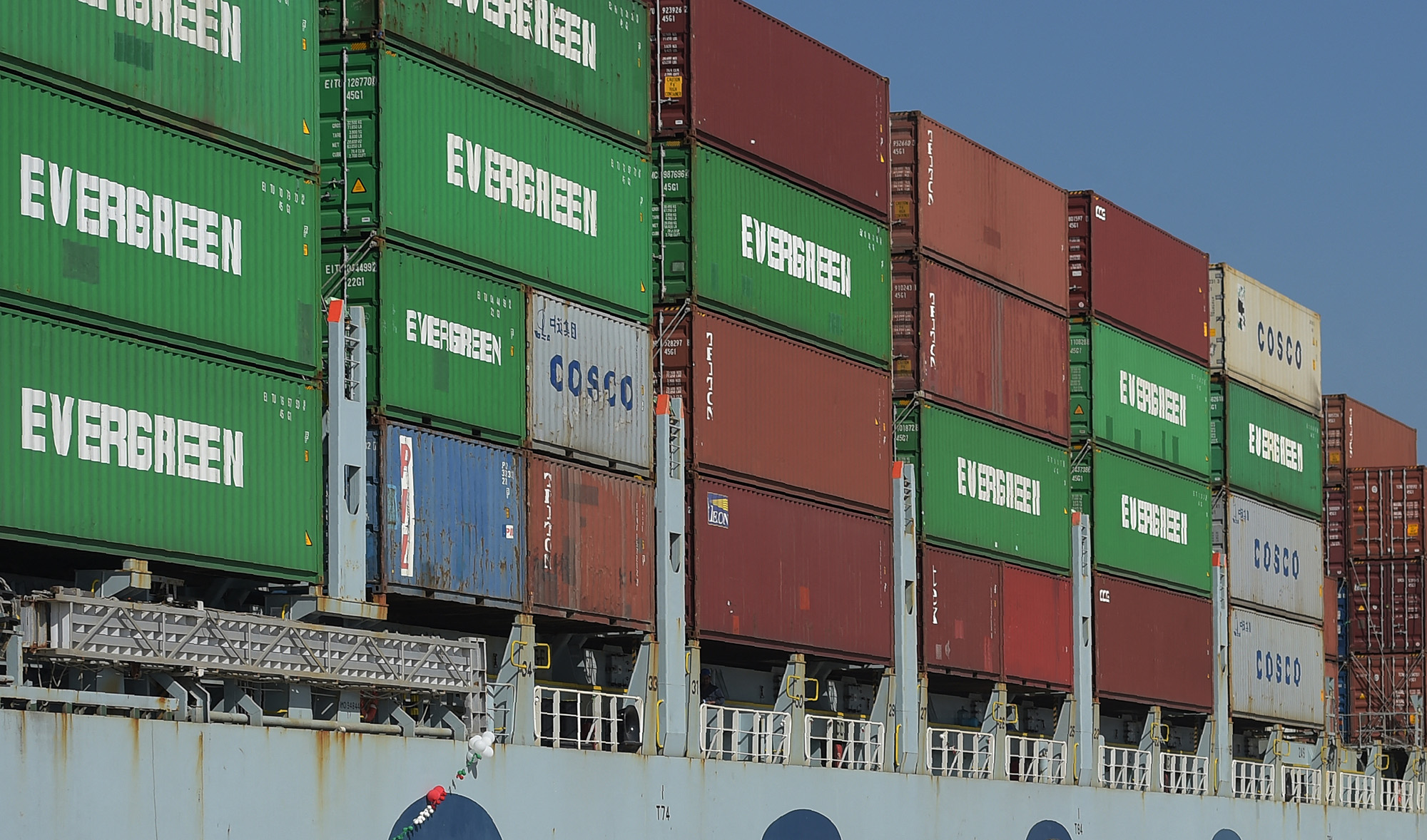 A ship carries containers at the Gwadar port, some 700 kms west of Karachi, Pakistan, on November 13, 2016. (AFP/File)