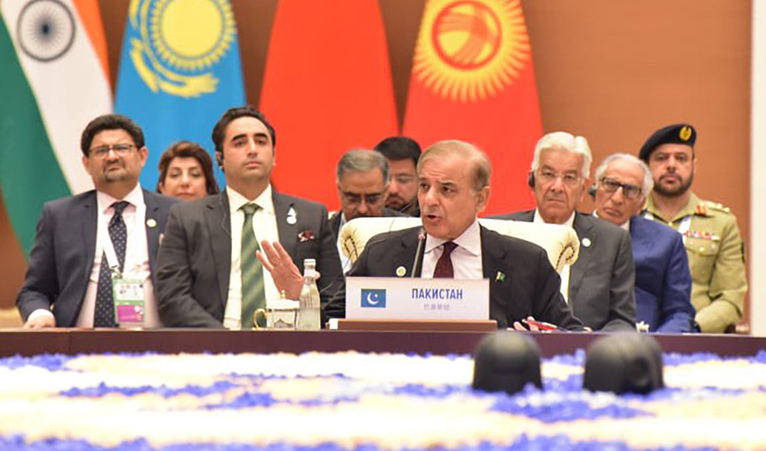Pakistani Prime Minister Shahbaz Sharif delivers keynote address during the Shanghai Cooperation Organization (SCO) summit in Samarkand, Uzbekistan, on September 16, 2022. (Photo courtesy: @Marriyum_A/Twitter)