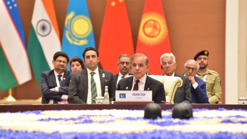 Pakistani Prime Minister Shahbaz Sharif delivers keynote address during the Shanghai Cooperation Organization (SCO) summit in Samarkand, Uzbekistan, on September 16, 2022. (Photo courtesy: Radio Pakistan)