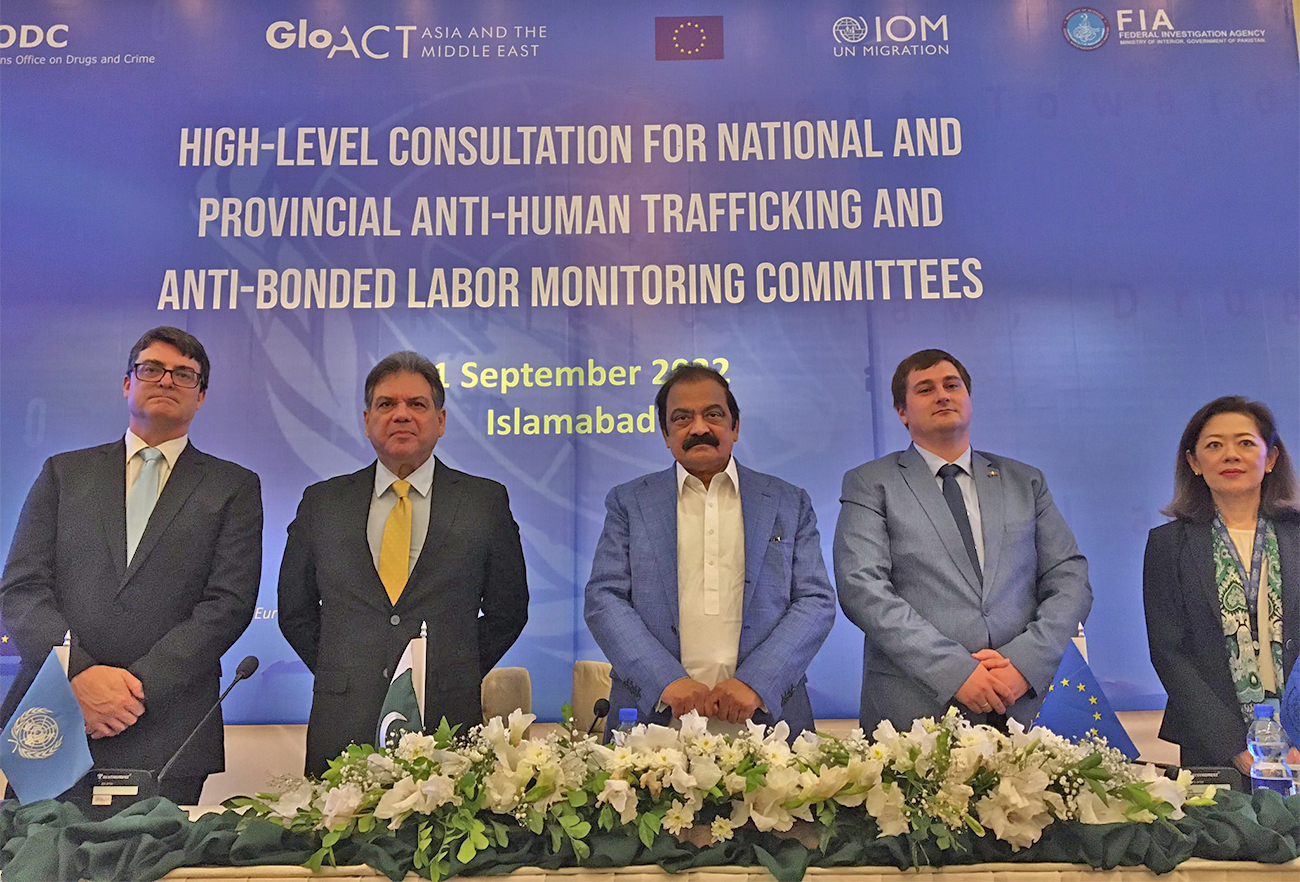 Pakistan’s interior minister Rana Sanaullah (center) attends a workshop on human trafficking organized by the United Nations Office on Drugs and Crime (UNODC) in collaboration with the Federal Investigation Agency (FIA) in Islamabad, Pakistan on September 21, 2022. (@UNODCPakistan/Twitter)