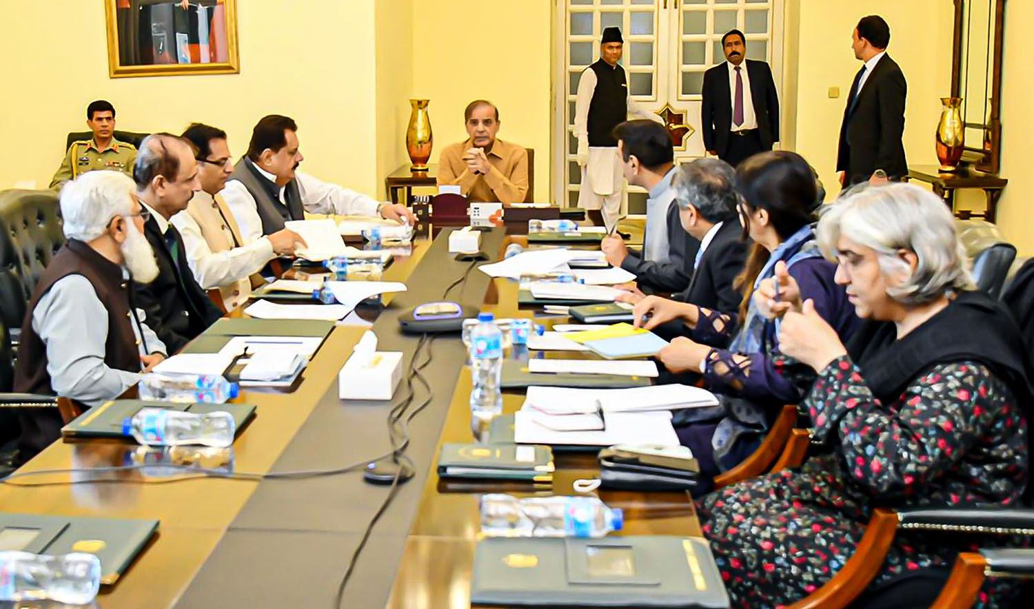 Pakistan Prime Minister Shehbaz Sharif chairs Federal Cabinet Meeting in Islamabad on May 6, 2022. (PID/File)