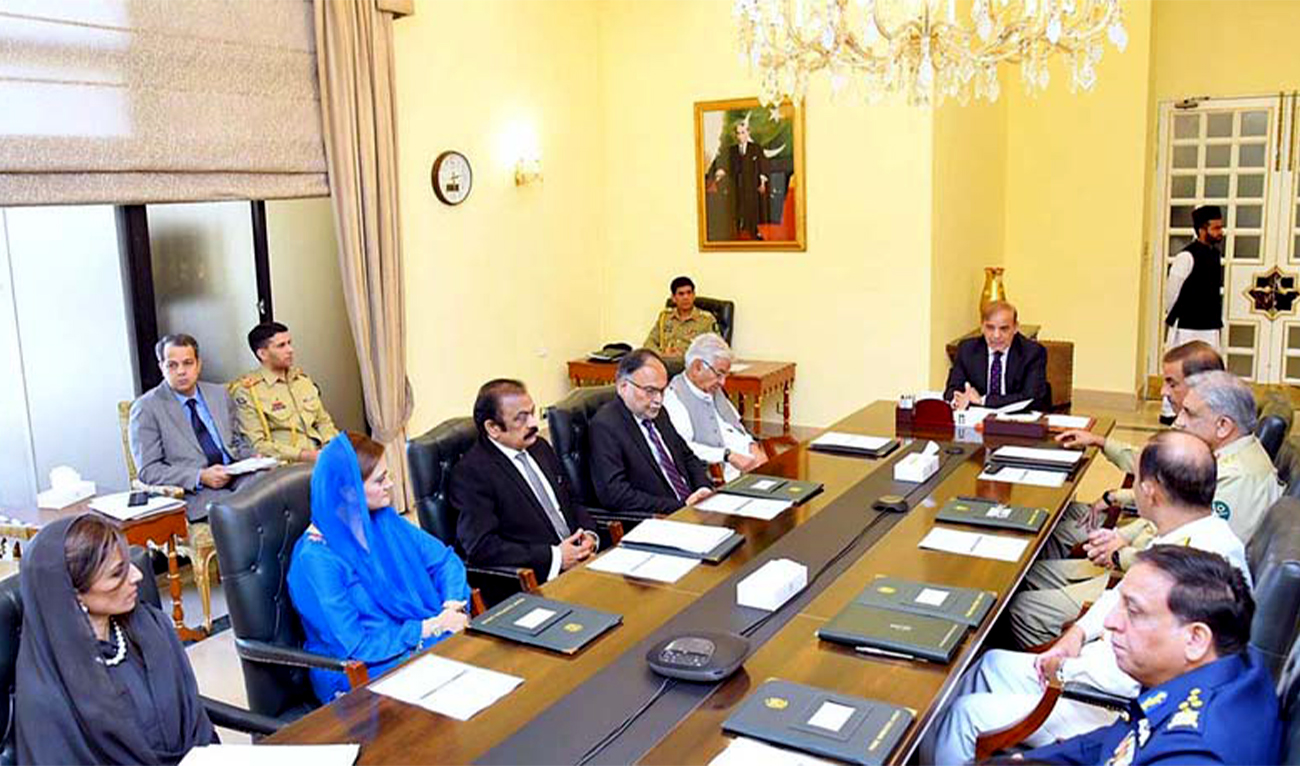 Pakistan Prime Minister Shehbaz Sharif (center) chairs 38th meeting of National Security Committee in Islamabad, Pakistan, on April 23, 2022. (Photo courtesy: APP/File)