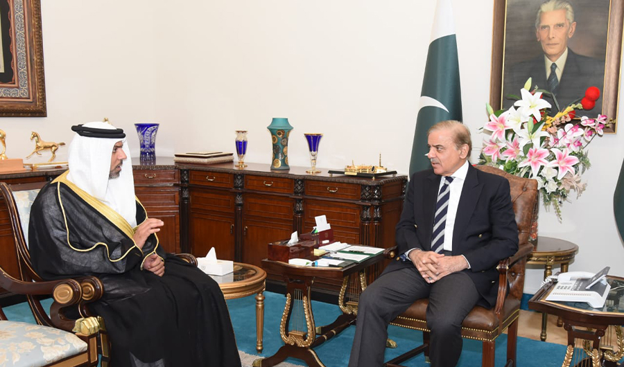 Pakistan Prime Minister Shehbaz Sharif (R) meets UAE's ambassador to Pakistan Hamad Obaid Al-Zaabi in Islamabad on September 30, 2022. (PM Office)