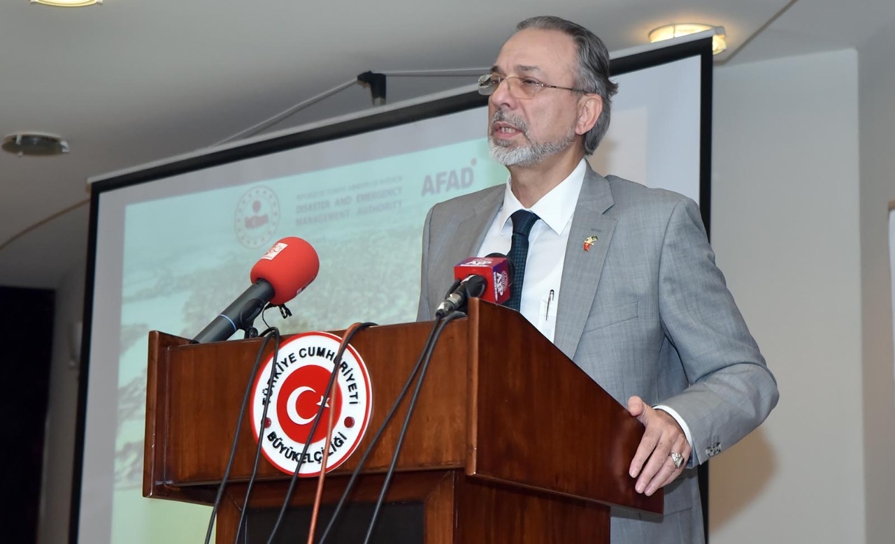 Turkish envoy to Pakistan, Mehmet Paçacı, speaks to reporters in Islamabad, Pakistan, on October 19, 2022. (AN Photo)