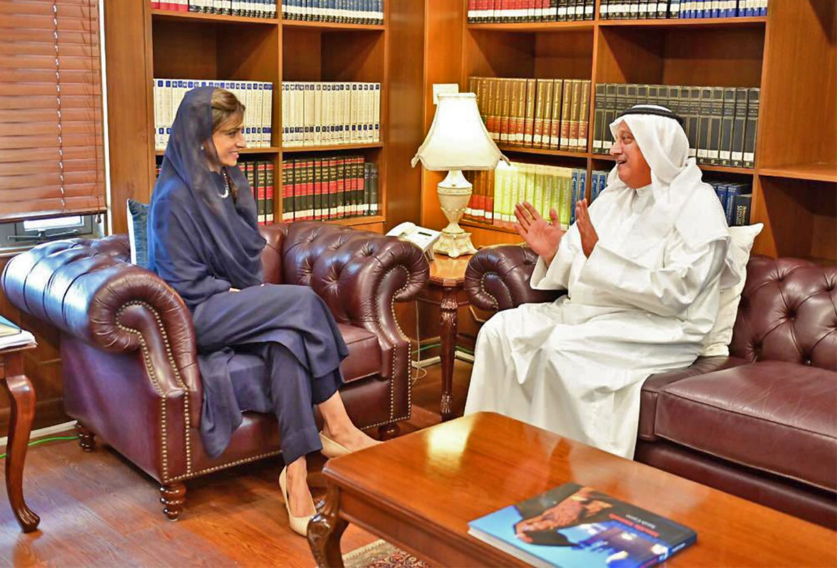 Ambassador of Kuwait, Nassar Abdulrahman J Almutairi (right) calls on Pakistan's State Minister for Foreign Affairs Hina Rabbani Khar in Islamabad, Pakistan, on October 6, 2022. (Photo courtesy: @MOFA/Twitter)