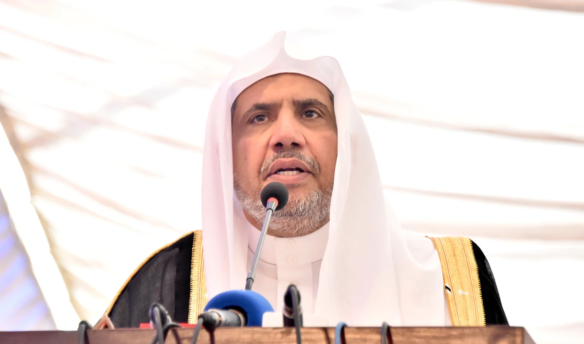 Muslim World League (MWL) Secretary-General Dr. Muhammad bin Abdul Kareem Al-Issa addresses the participants in the University of Management and Technology in Lahore, Punjab on October 13, 2022. (Twitter/UMTOfficial)