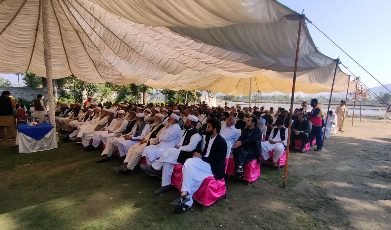 Senior and civil society members attend a grand "Aman Jirga" in Chakdara, a town in the Lower District of Khyber Pakhtunkhwa province on October 29, 2022. (Photo courtesy: Aftab Khan Yousafzai/Swat Olasi Pasoon)