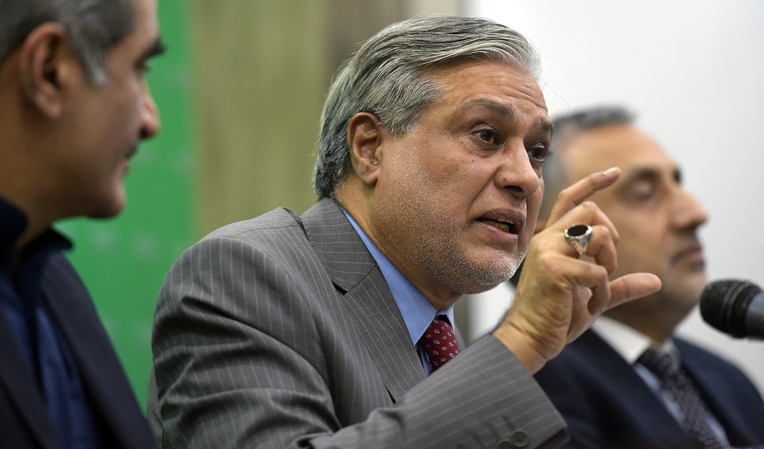 Pakistan Finance Minister Ishaq Dar speaks during a press conference in Islamabad on July 11, 2017. (AFP/File)