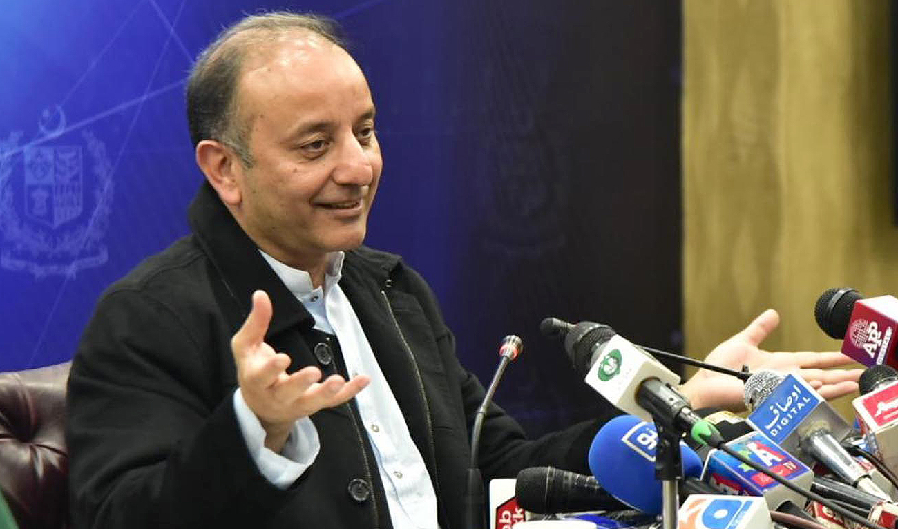 Pakistan’s State Minister for Petroleum Musaddiq Malik holds a press briefing at the Press Information Department in Islamabad on December 5, 2022. (Photo courtesy: PID)