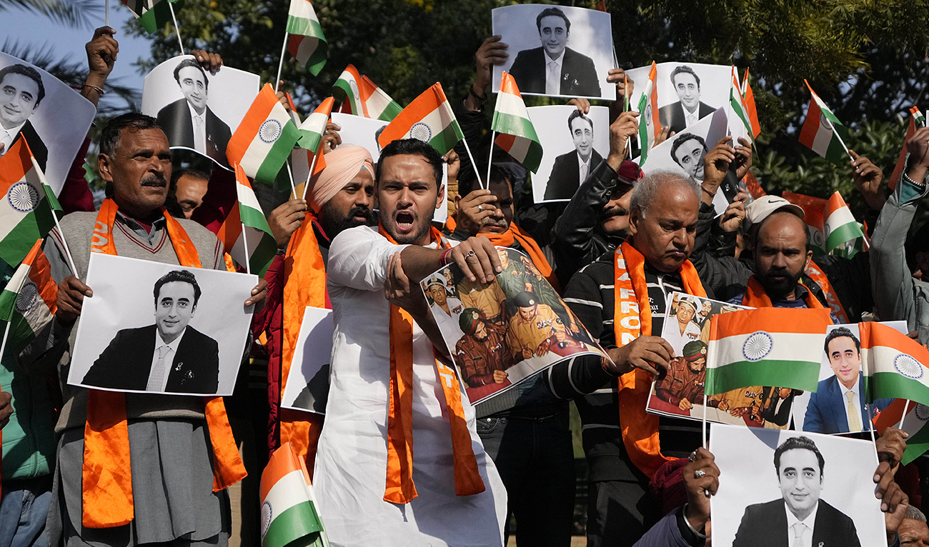 Activists of Dogra Front and Shiv Sena, shout slogans during a protest over the remarks made by Pakistan's foreign minister Bilawal Bhutto Zardari against Indian Prime Minister Narendra Modi during a press conference at the United Nations in New York, in Jammu, India, Saturday, Dec17, 2022. (Photo courtesy: AP)