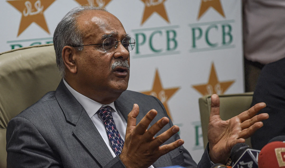 Chairman of Pakistan Cricket Board (PCB) Najam Sethi gestures as he addresses a news conference at the National Stadium in Karachi on October 18, 2017. (AFP/File)