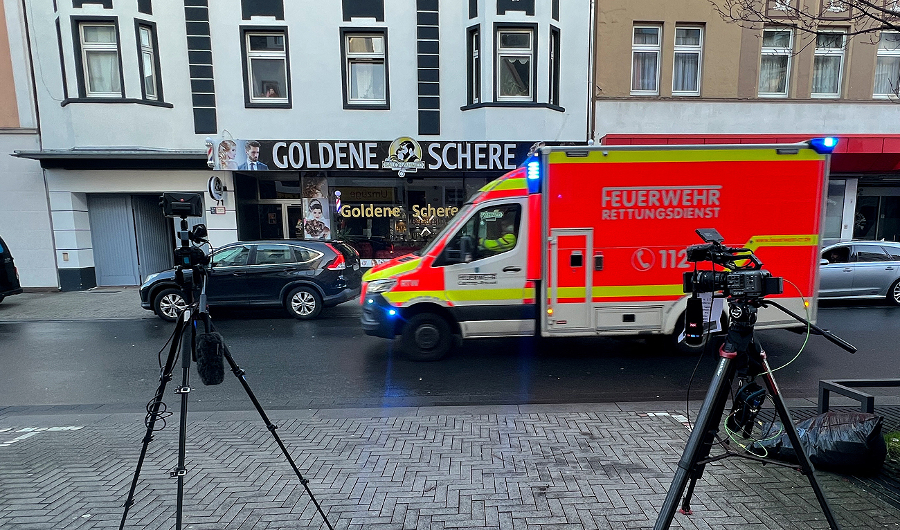 TV cameras are set up in front of a building where German police have taken a 32-year-old Iranian citizen into custody, suspected of having procured deadly poisons cyanide and ricin in Castrop-Rauxel, Germany, January 8, 2023. (Photo courtesy: REUTERS)
