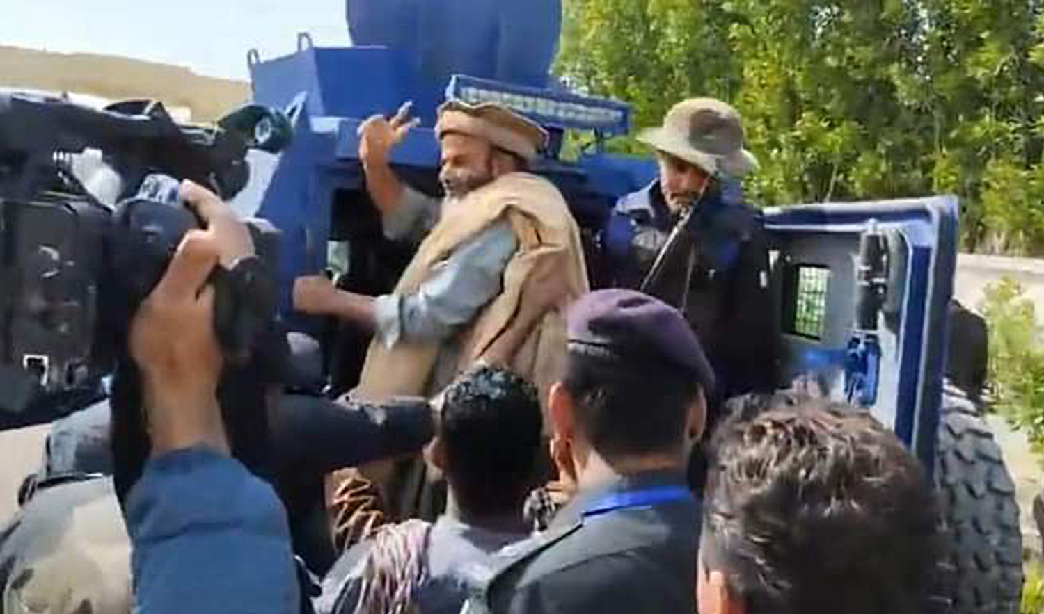 The photograph circulating on social media shows chief of ‘Give Gwadar its Rights’ movement Maulana Hidayat-ur-Rehman being arrested in Gwadar, Pakistan, on January 13, 2022. (Photo courtesy: social media)
