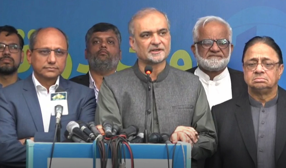 Jamaat-e-Islami's Hafiz Naeem-ur-Rehman, center, along with senior members of Pakistan People Party holds a press conference in Karachi on January 19, 2023. (Photo courtesy: social media)