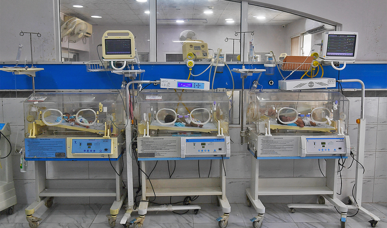 This picture taken on October 13, 2022 shows newborn babies lying in incubators at a maternity ward in a hospital in Karachi. (AFFile)