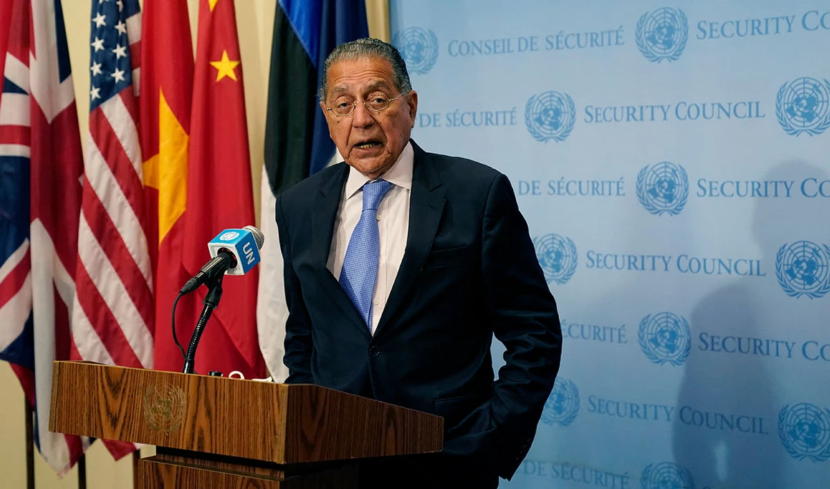 Pakistan's ambassador to the United Nations Munir Akram speaks outside a UN security council meeting on Afghanistan on August 16, 2021 at the United Nations in New York. (Photo courtesy: AFP)