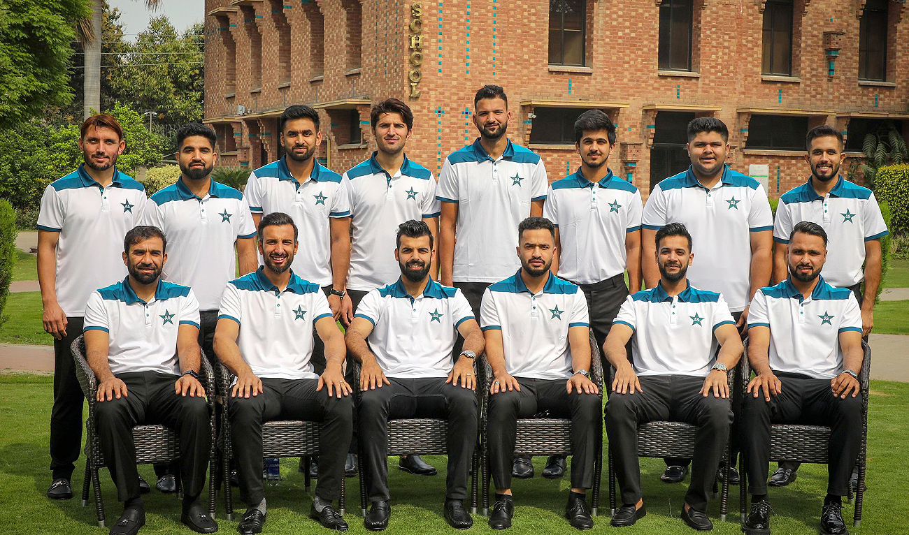 Pakistan's team members pose for a group photo, ahead of leaving for UAE to play a T20I series against Afghanistan, in Lahore on March 22, 2022. (Photo courtesy: Twitter/TheRealPCB)