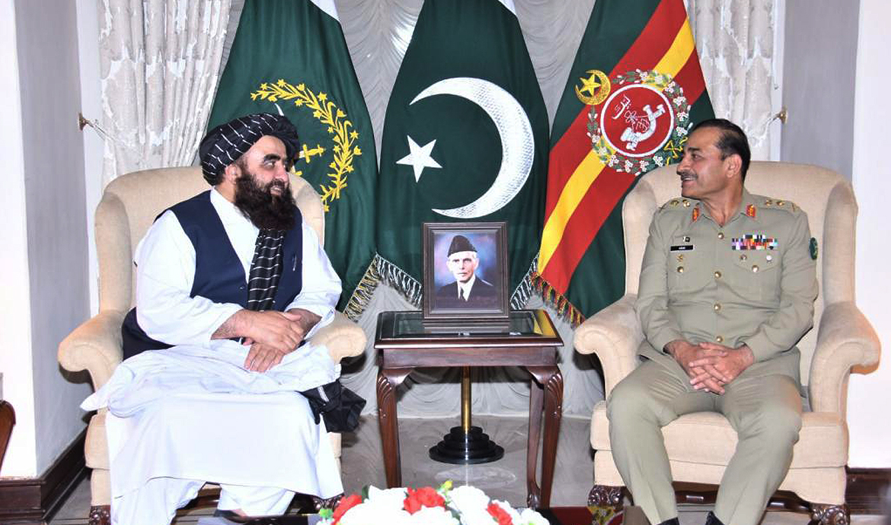 Pakistan’s army chief General Syed Asim Munir (right) meets Afghanistan's acting foreign minister Amir Khan Muttaqi in Islamabad, Pakistan, on May 7, 2023. (Photo courtesy: ISPR)