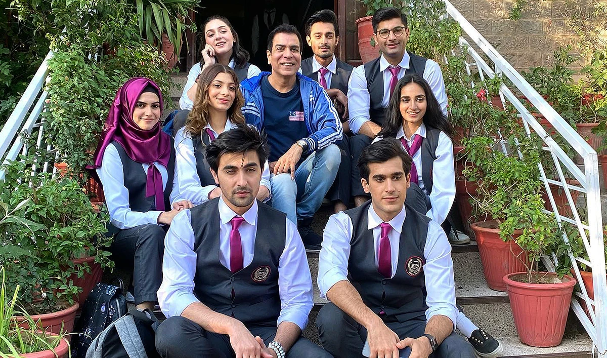 In this picture, posted on April 20, 2023, the star cast of the upcoming Pakistani series "College Gate" poses for a group photo in Islamabad. (Photo courtesy: Facebook/Asad Chaudhry)