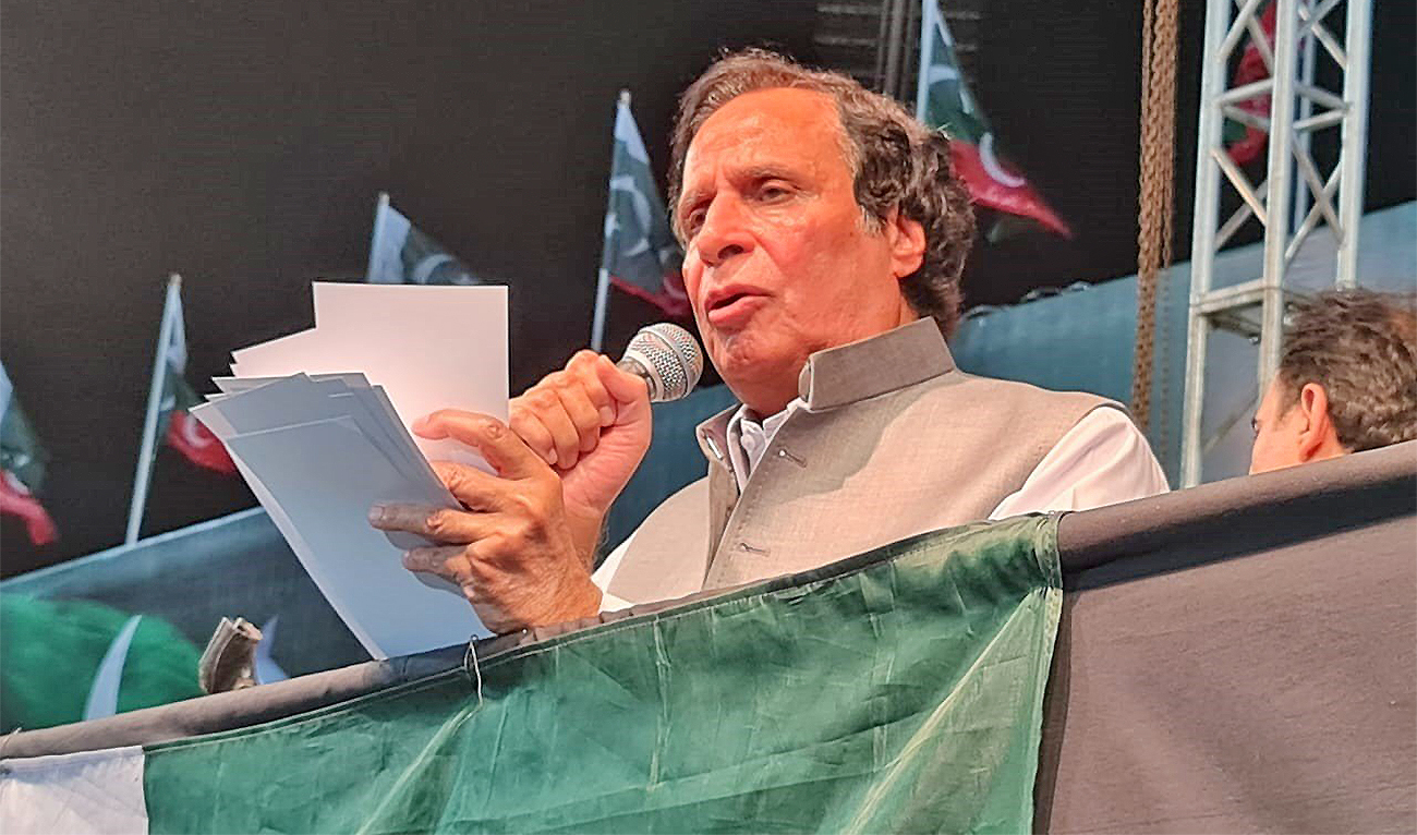The file photo posted on August 14, 2022 shows Chaudhry Parvez Elahi, president of former Pakistani Prime Minister Imran Khan's party, addressing a political rally. (Chaudhry Parvez Elahi/Facebook)