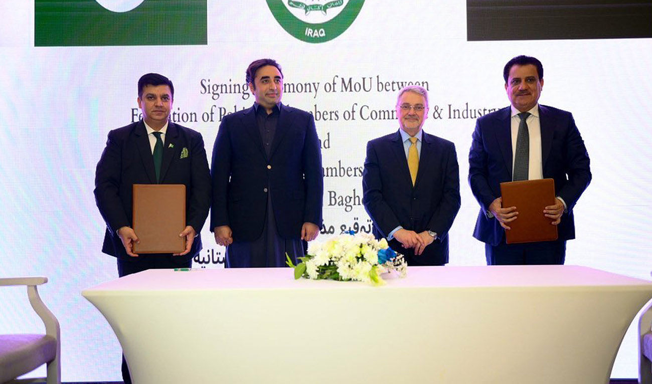Pakistan’s Foreign Minister Bilawal Bhutto-Zardari (2nd left) attending the MoU signing ceremony between Federation of Chambers of Commerce & Industry of Pakistan and Iran on June 5, 2023 in Baghdad, Iran. (Photo courtesy: @ForeignOfficePk/Twitter)