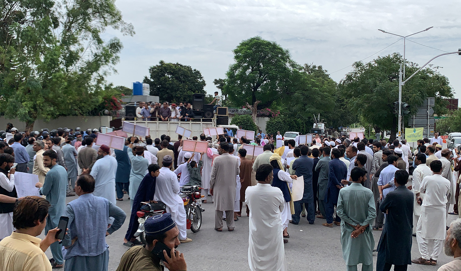 Protesters gather outside Swedish embassy in Pakistan's federal capital Islamabad to protest against the burning of the holy Qur'an in Sweden, on July 7, 2023. (AN photo)
