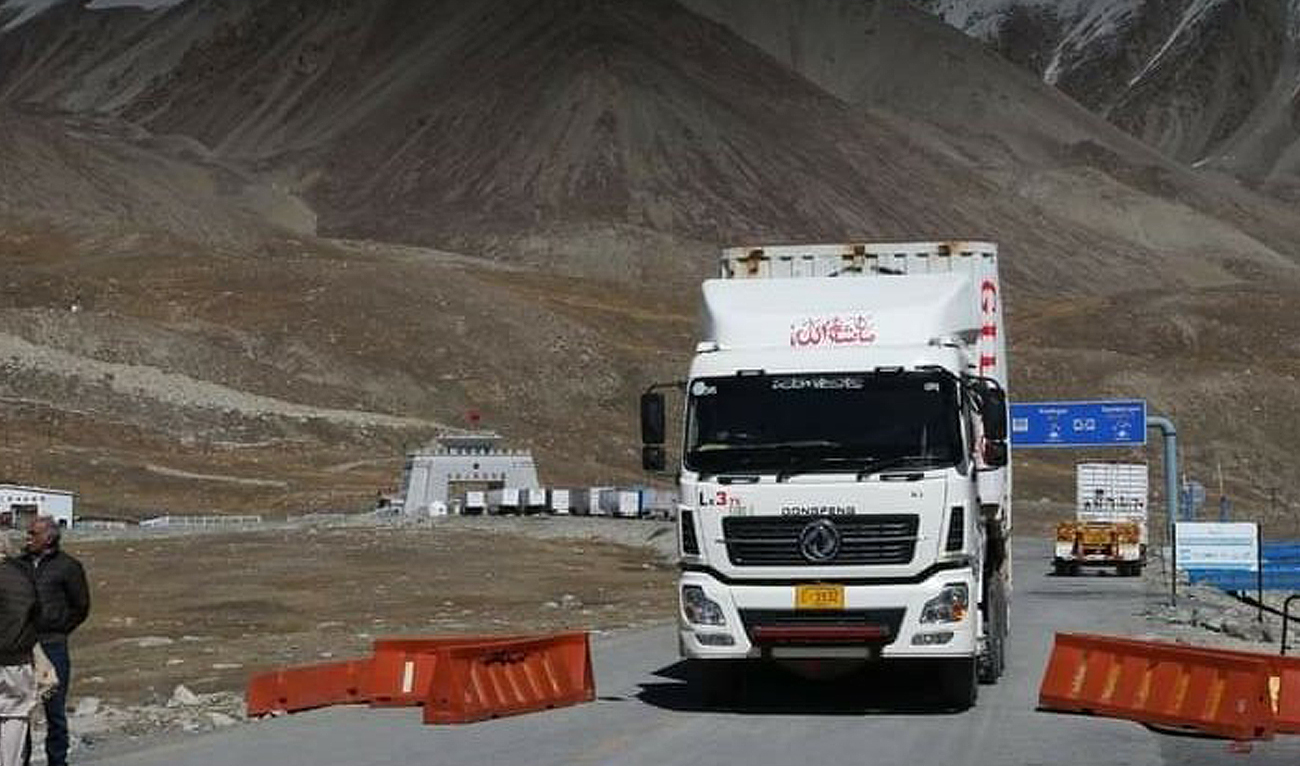 In this photo Chinese commercial cargo enters the Pakistani side, crossing the Pakistan-China Khunjerab Pass on August 30, 2023. (Photo courtesy: China Daily)