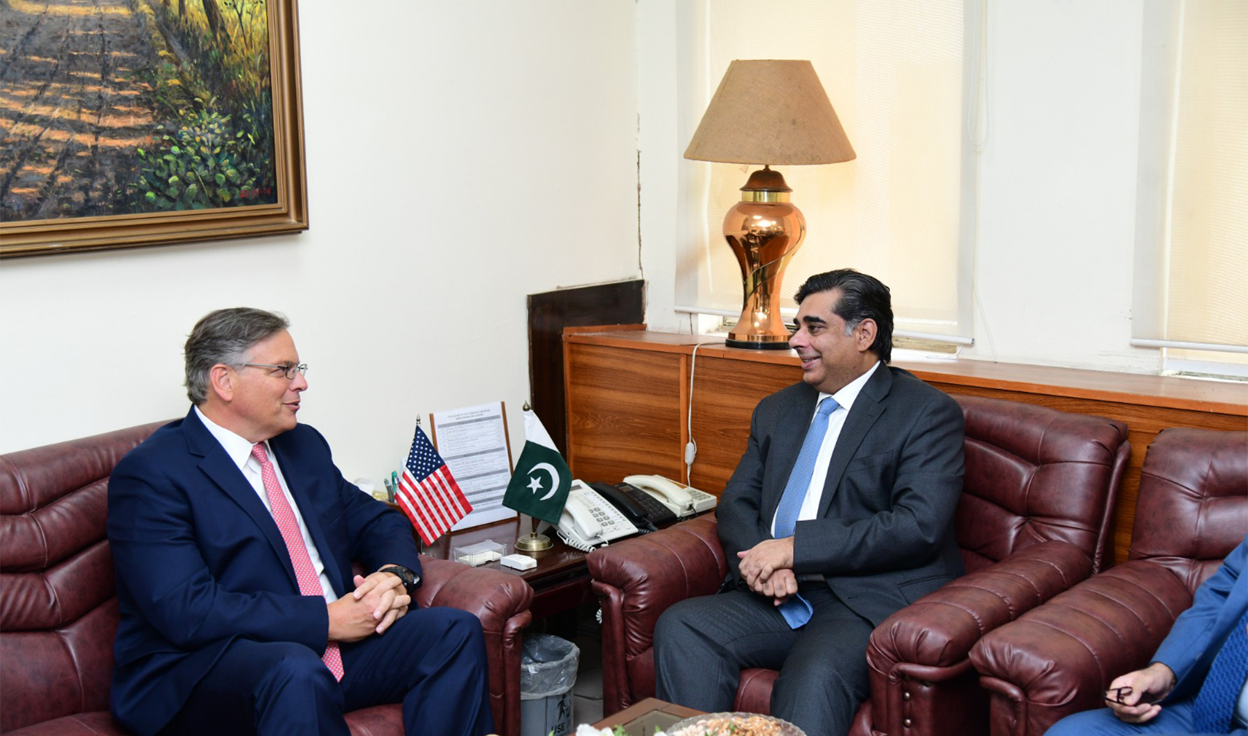 Pakistani caretaker minister for commerce, Dr. Gohar Ejaz (right), meets US Ambassador Donald Blome in Islamabad, Pakistan on September 7, 2023. (Photo courtesy: Government of Pakistan Ministry of Commerce Industries and Production)