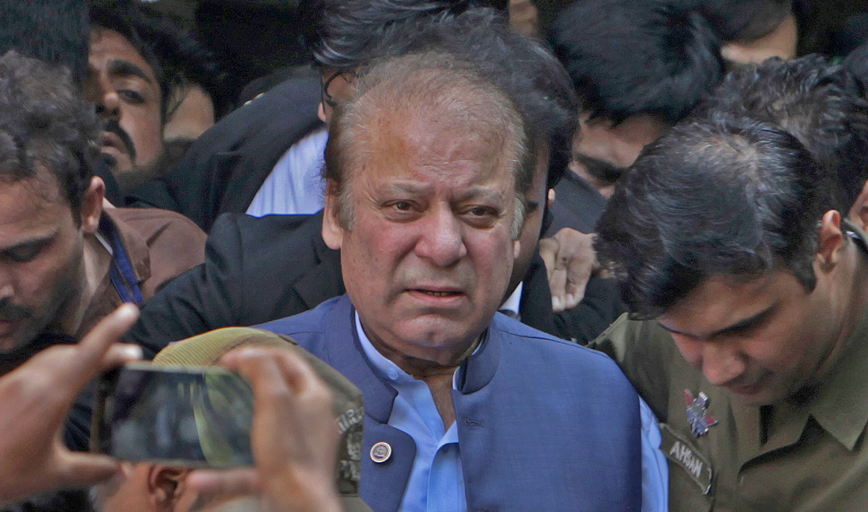Former Pakistani Prime Minister Nawaz Sharif leaves a court in Lahore, Pakistan, on October 8, 2018. (Photo courtesy: AP)