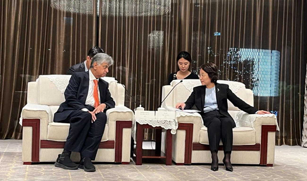 Pakistan Caretaker Minister for Information and Broadcasting, Murtaza Solangi, meets with the Chinese Minister for National Radio and TV, Cao Shumin at the Television Festival 2023, organized by Shanghai Cooperation Organization (SCO) in Nanjing, China on September 26, 2023. (Photo courtesy: cpecinfo.com/ website)