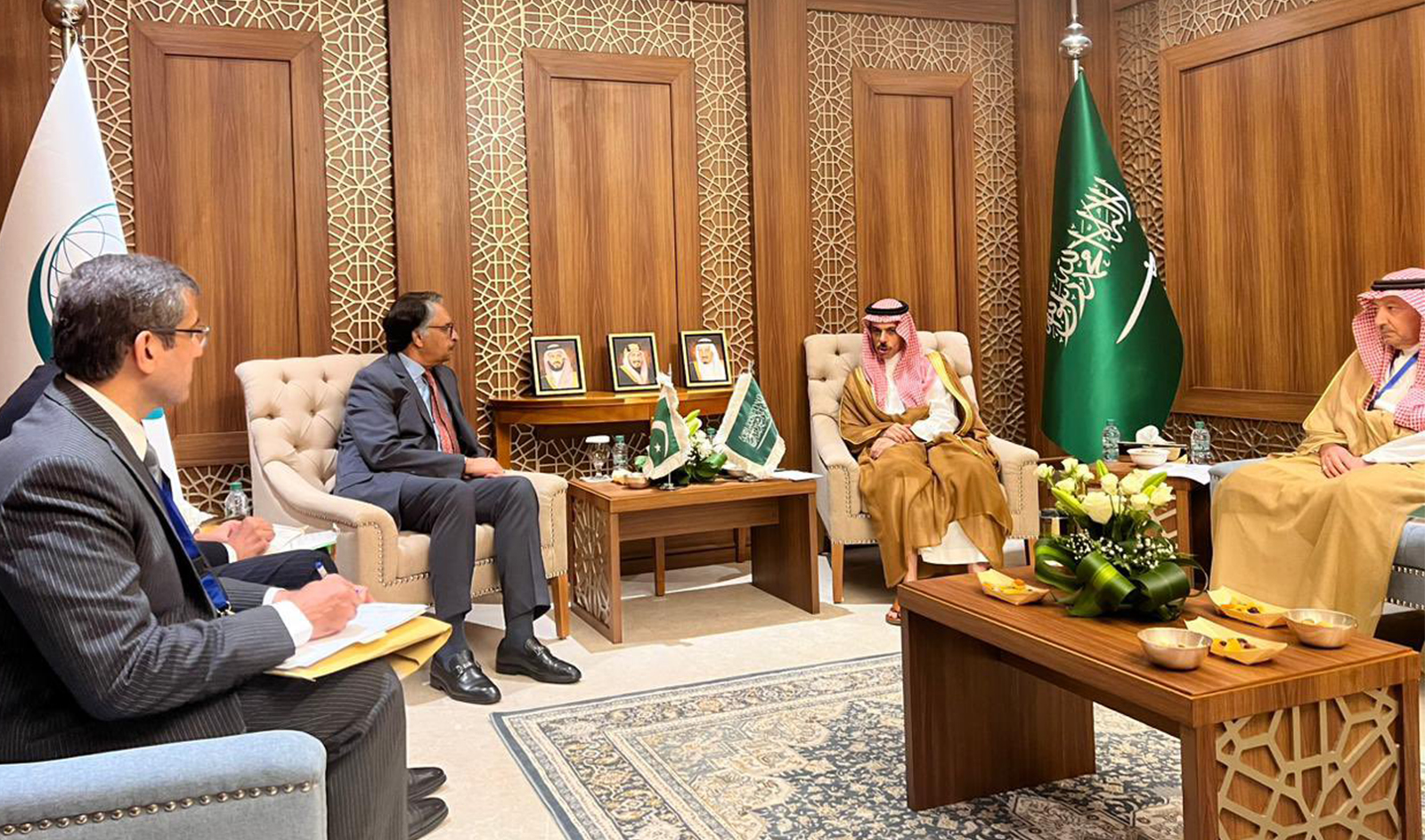 Pakistan's Foreign Minister Jalil Abbas Jilani (center left) meets Saudi counterpart Prince Faisal Bin Farhan (center right) on the sidelines of the Organization of Islamic Cooperation’s (OIC) executive committee meeting in Jeddah, Saudi Arabia, on October 18, 2023. (@JalilJilani/X)