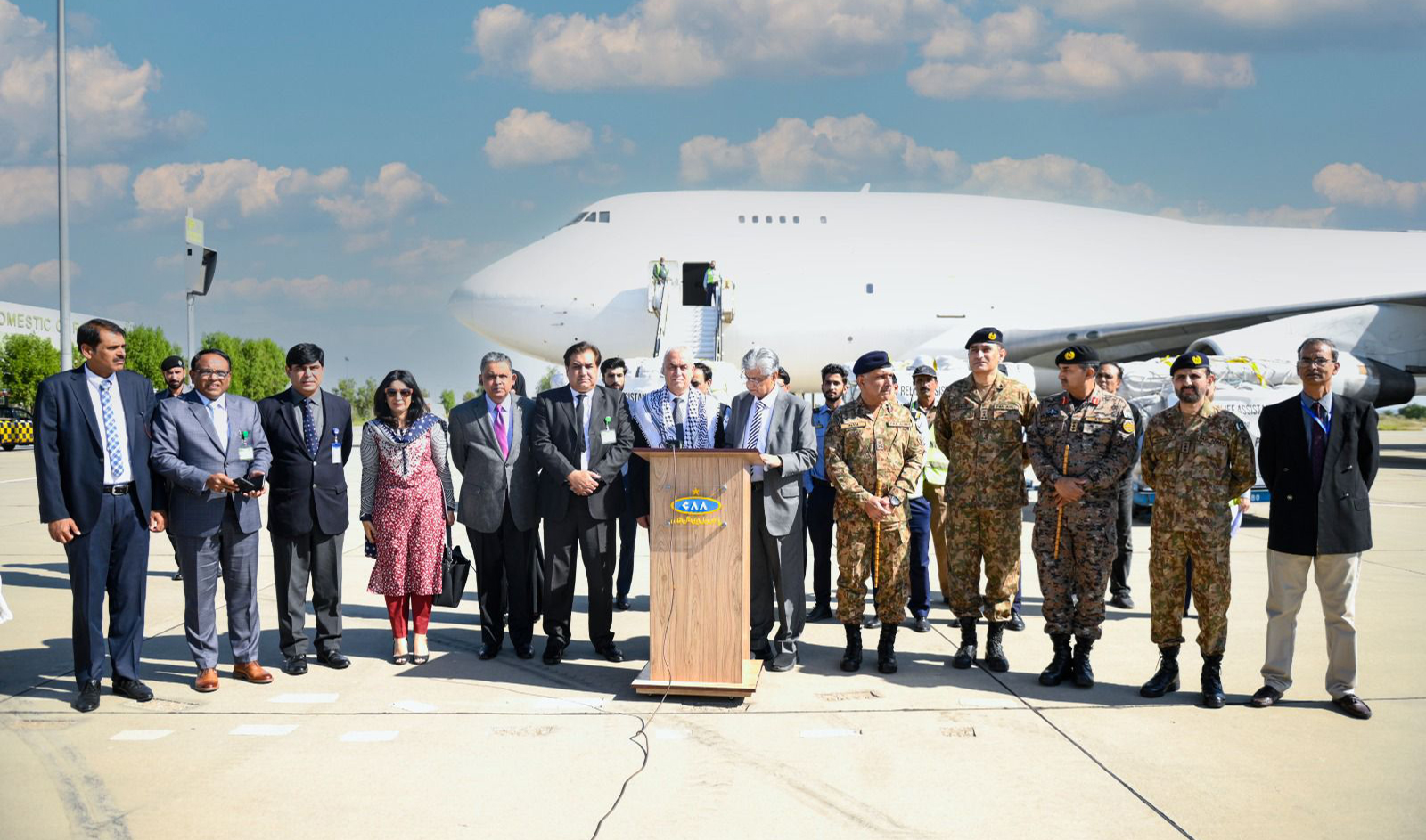 Pakistani officials and Ambassador of the State of Palestine in Pakistan Ahmed Jawad Rabei are pictured in Rawalpindi, Pakistan, on October 19, 2023. (PID)