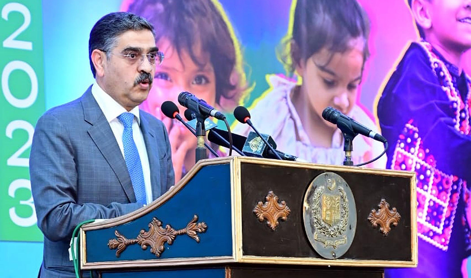 Caretaker Prime Minister Anwaar-ul-Haq Kakar addresses a ceremony to commemorate World Polio Day in Islamabad, Pakistan on October 24, 2023. (PID)
