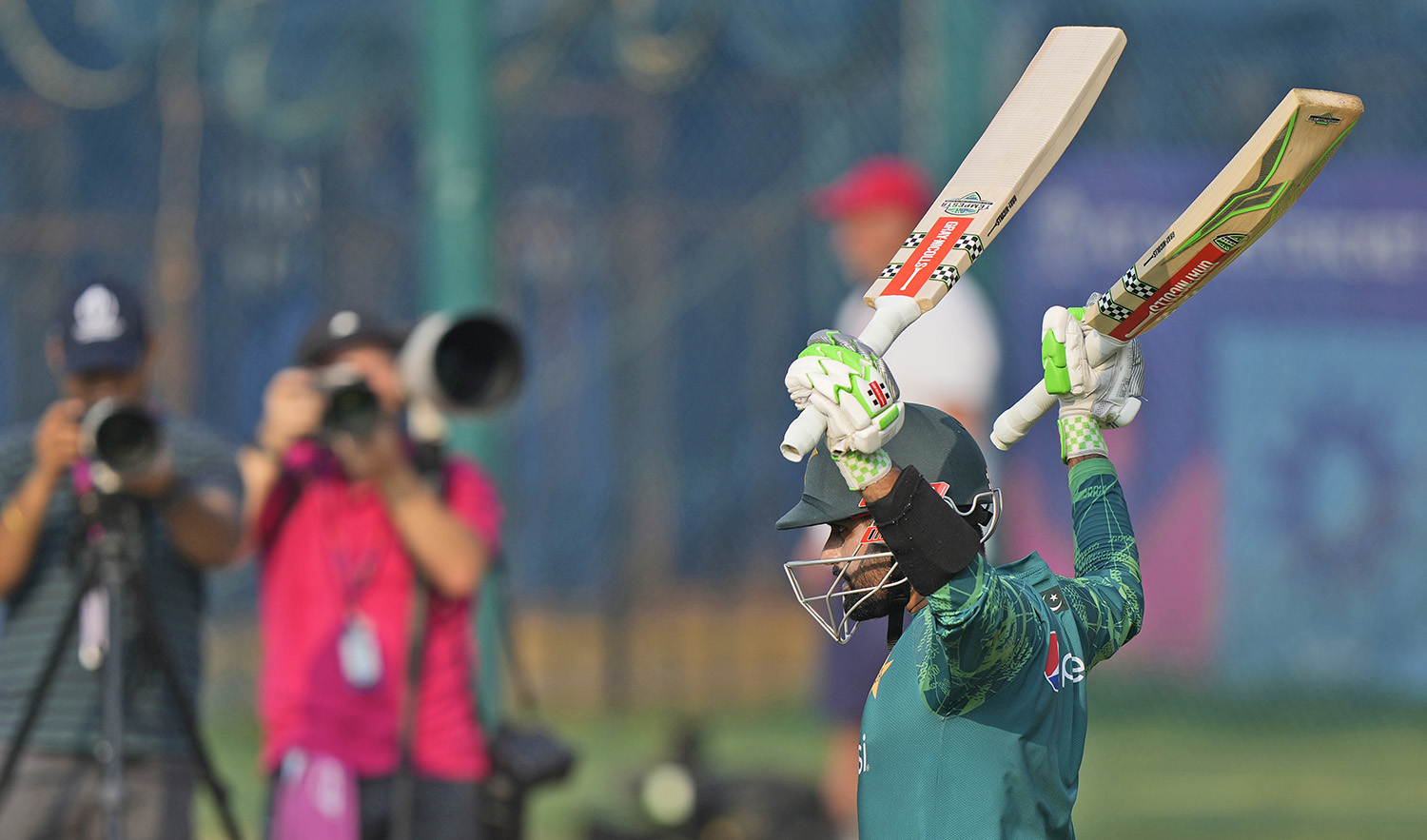 ‘Mercurial’ Pakistan face high-flying South Africa in cricket World Cup clash today