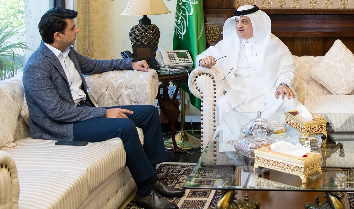 Special Assistant to Prime Minister on Overseas Pakistanis and Human Resource Development Jawad Sohrab (left) meets Saudi envoy, Nawaf bin Said Al-Malki, in Islamabad, Pakistan on October 14, 2023. (@JawadSohrab/Twitter)