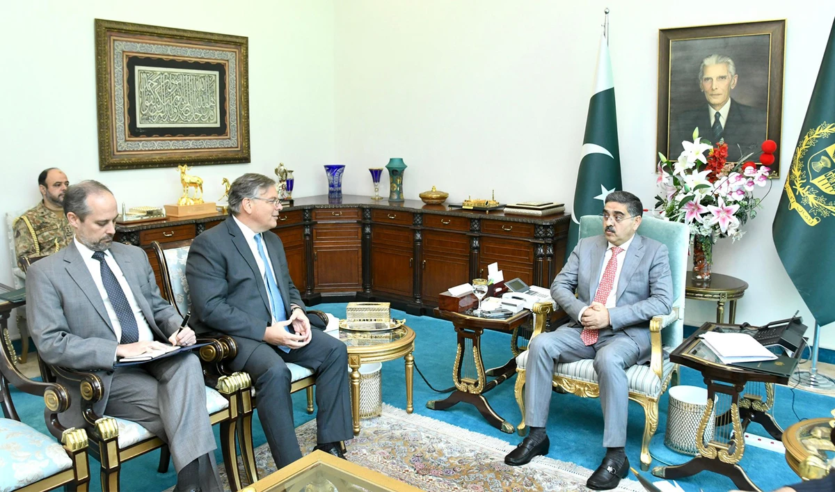 US Ambassador to Pakistan Donald Blome (second form left) calls on Caretaker Prime Minister Anwaar-ul-Haq Kakar in Islamabad, Pakistan on August 25, 2023. (@GovtofPakistan/File)