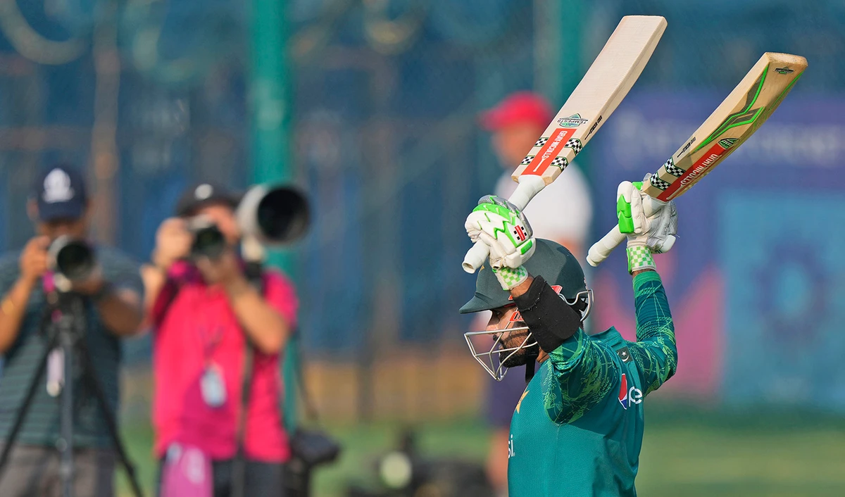 ‘Mercurial’ Pakistan face high-flying South Africa in cricket World Cup clash today