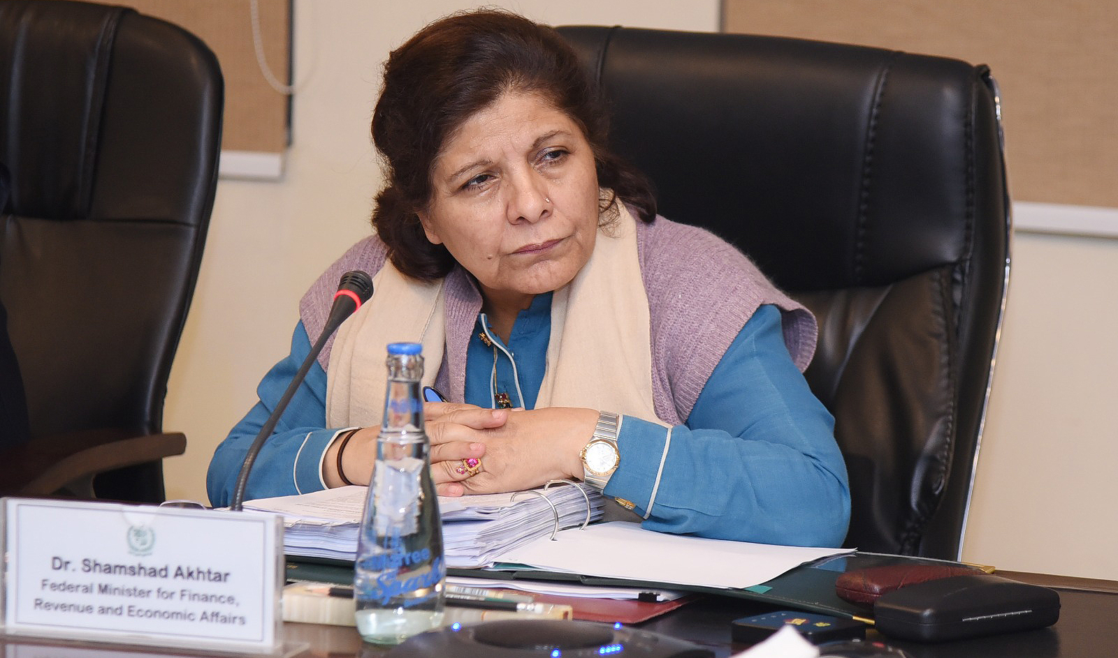 Pakistan's Caretaker Finance Minister Shamshad Akhtar a meeting of the Economic Coordination Committee (ECC) of the Cabinet on November 16, 2023. (Finance Ministry/File)